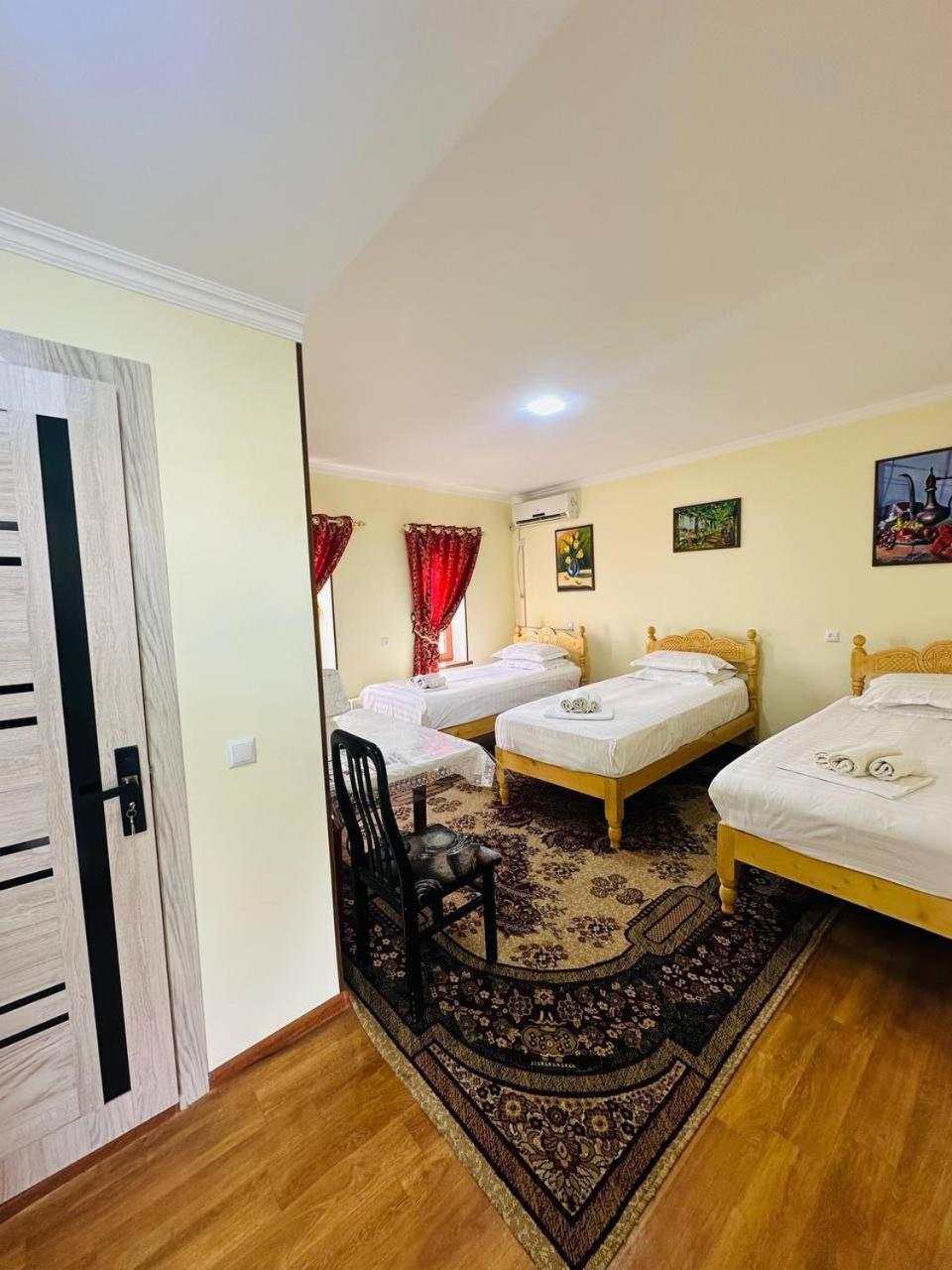 Parivash Guest House Bukhara Eksteriør billede